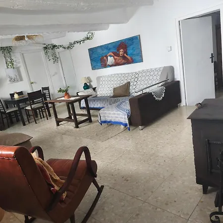 Casa Manes *